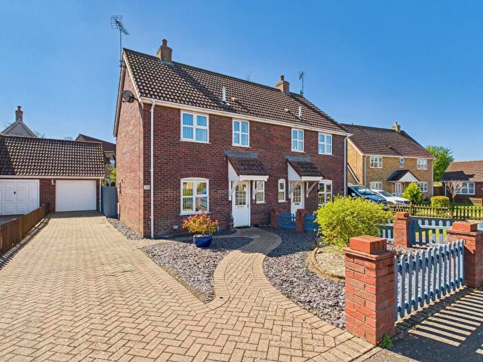 3 Bedroom Semi-Detached House For Sale In Napthans Lane, Wimbotsham, King's Lynn, PE34
