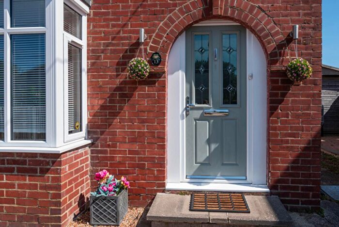 3 Bedroom Semi-Detached House For Sale In Lovell Road, Rough Common, CT2