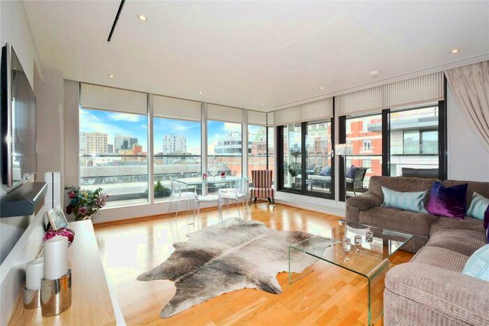 3 Bedroom Flat To Rent In Times Square, Aldgate, E1