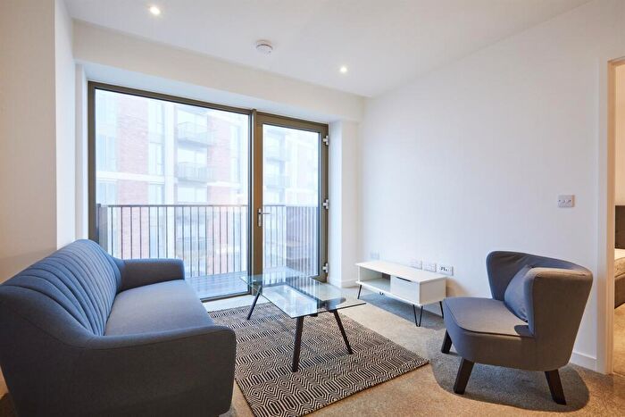 2 Bedroom Apartment To Rent In Block A, Hulme Street, M5