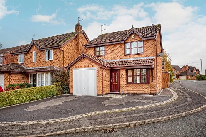 3 Bedroom Detached House For Sale In Corbridge Grove, Heatherton Village, Derby, DE23