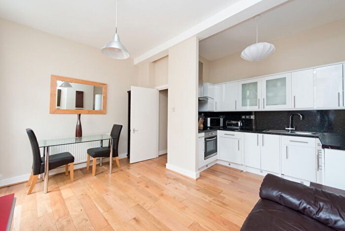 1 Bedroom Flat To Rent In Canonbury Mews, Petherton Road, Highbury, London, N5