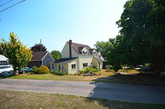 4 Bedroom Detached House For Sale In Lower Green Road, Blackmore End, Braintree, CM7