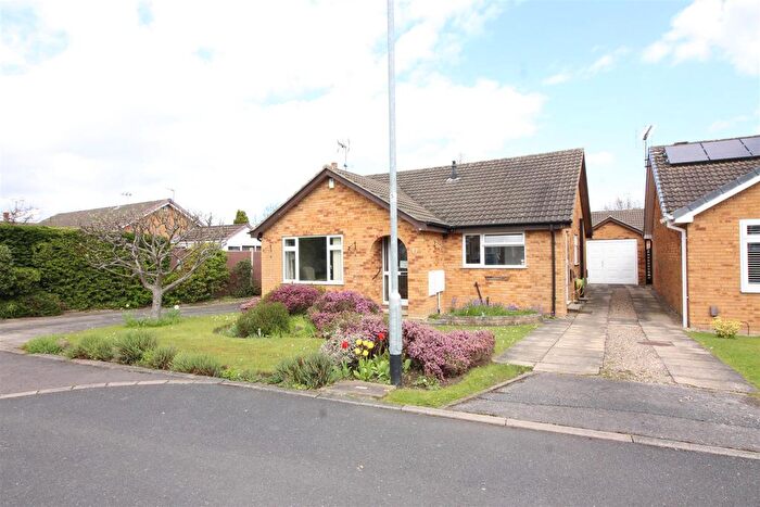 3 Bedroom Detached Bungalow For Sale In Rockingham Road, Leeds, LS15