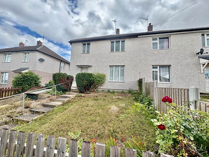3 Bedroom House To Rent In Hazel Grove, Chesterfield, S43
