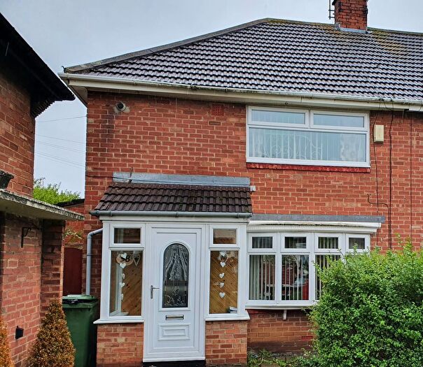 2 Bedroom Semi-Detached House To Rent In Clovelly Road, Sunderland, SR5