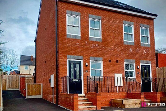 3 Bedroom Semi-Detached House To Rent In Chester Road, Cradley Heath, B64