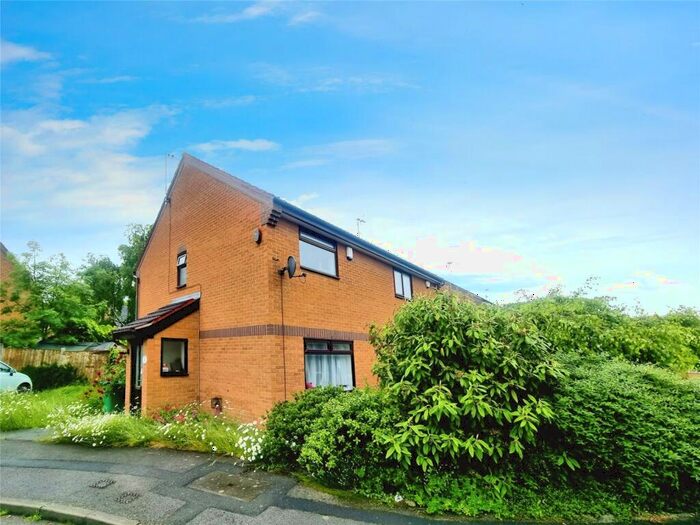 2 Bedroom End Of Terrace House To Rent In Clough Court, Nottingham, Nottinghamshire, NG8