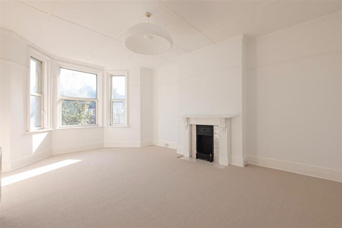 2 Bedroom Flat For Sale In Pevensey Road, St. Leonards-On-Sea, TN38