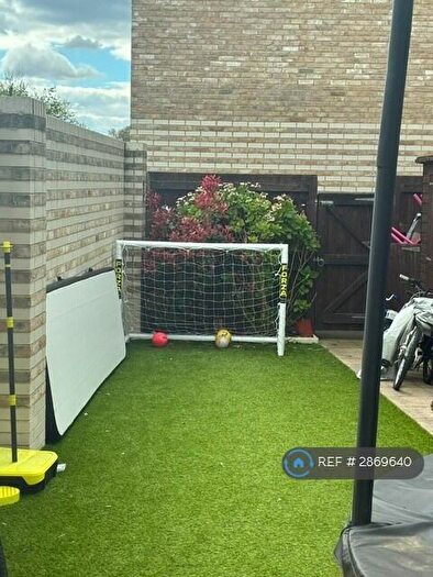 3 Bedroom End Of Terrace House To Rent In Skye Lane, Edgware, HA8