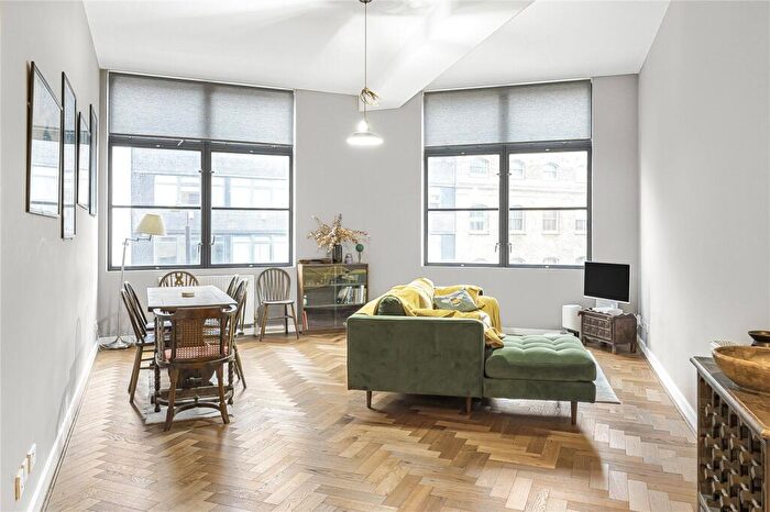 2 Bedroom Apartment To Rent In Commercial Street, London, E1
