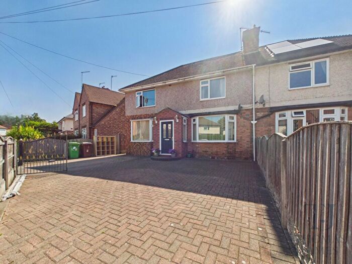 4 Bedroom Semi-Detached House For Sale In Brierfield Avenue, Nottingham, NG11