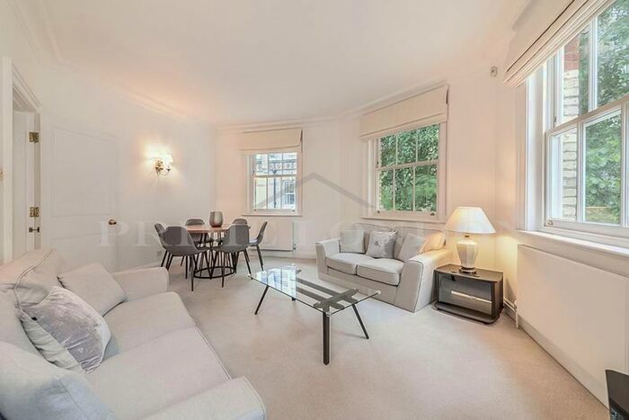 2 Bedroom Flat To Rent In Grosvenor Crescent Mews, Blegravia, London, SW1X