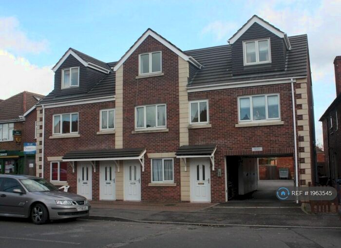 1 Bedroom Flat To Rent In Wood Road, Chaddesden, Derby, DE21