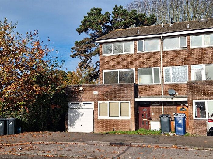 5 Bedroom End Of Terrace House To Rent In Hillcrest Road, Ealing, London, W5