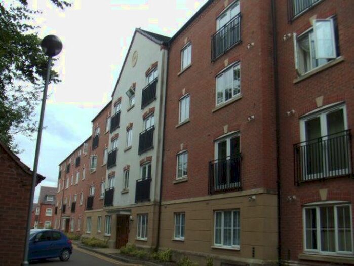 2 Bedroom Flat To Rent In Harrington Croft, West Bromwich, B71