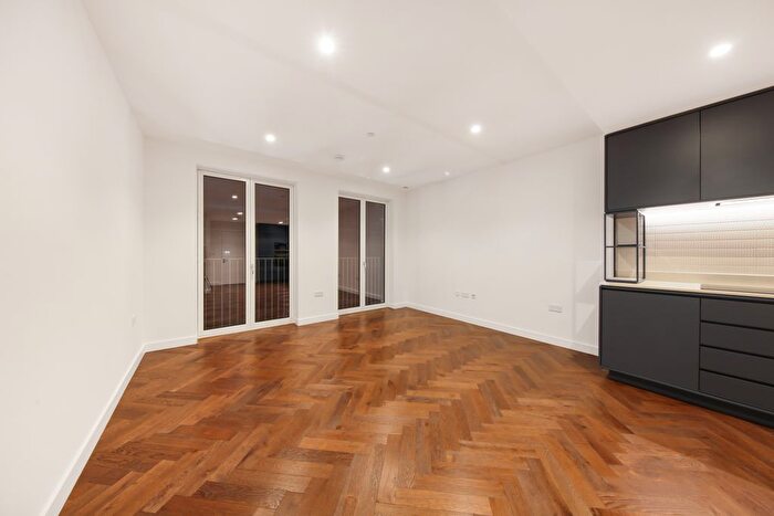 1 Bedroom Flat To Rent In Ribbon Lane, London, NW2