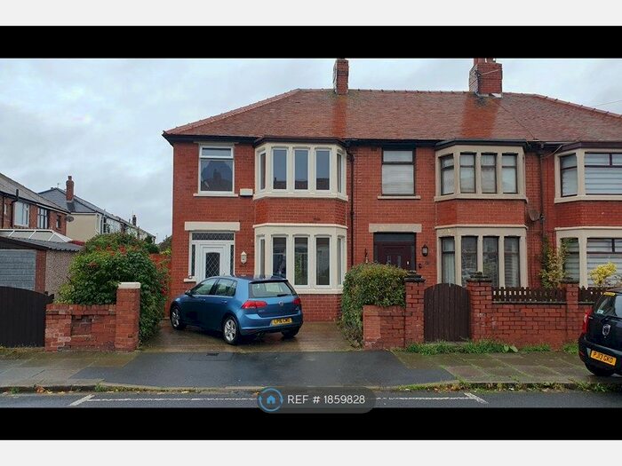 2 Bedroom End Of Terrace House To Rent In Stretton Avenue, Blackpool, FY4