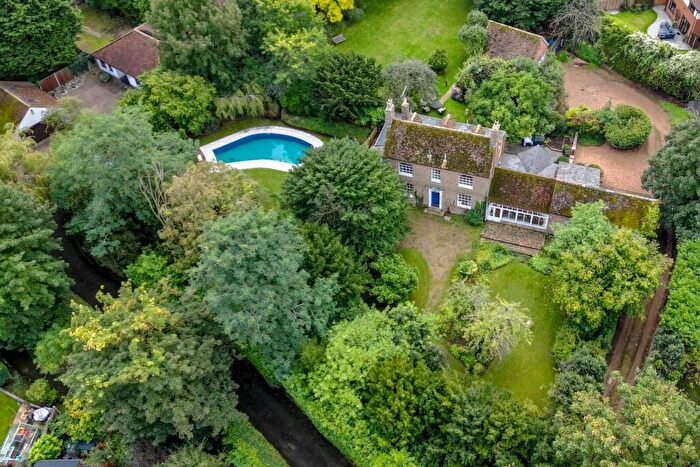5 Bedroom Detached House For Sale In Cambridge Street, St. Neots, Cambridgeshire, PE19