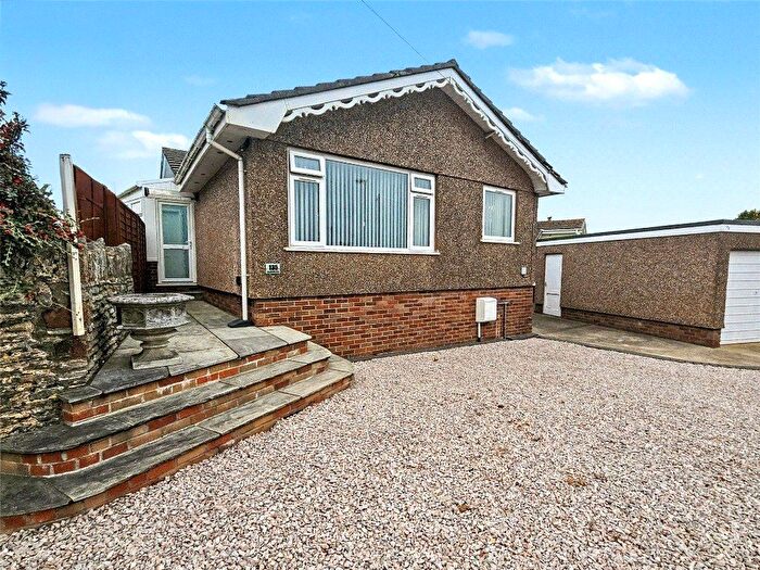 2 Bedroom Detached Bungalow For Sale In Northfields Lane, Brixham, Devon, TQ5
