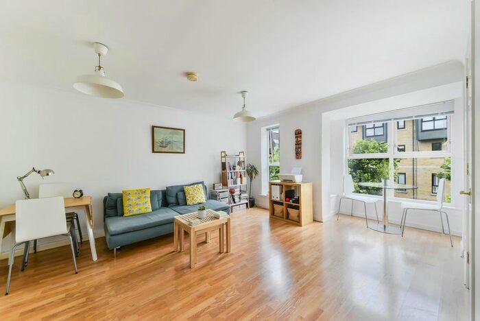 2 Bedroom Flat To Rent In Royal Britannia Village, Royal Docks, London, E16