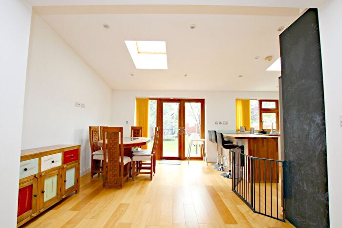 3 Bedroom Semi-Detached House To Rent In Attewood Avenue, London, NW10