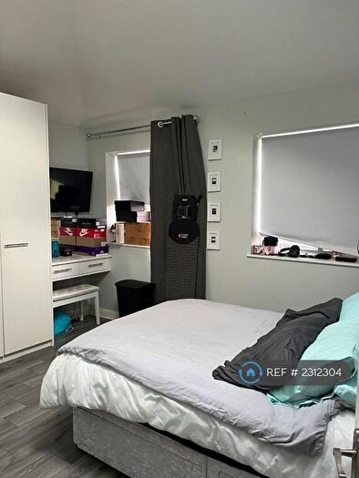 1 Bedroom Flat To Rent In Northumberland Avenue, Welling, DA16