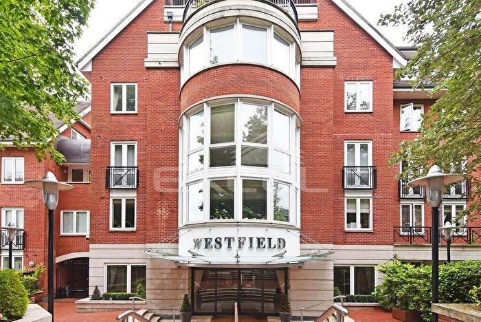 3 Bedroom Apartment To Rent In Westfield, Kidderpore Avenue, NW3