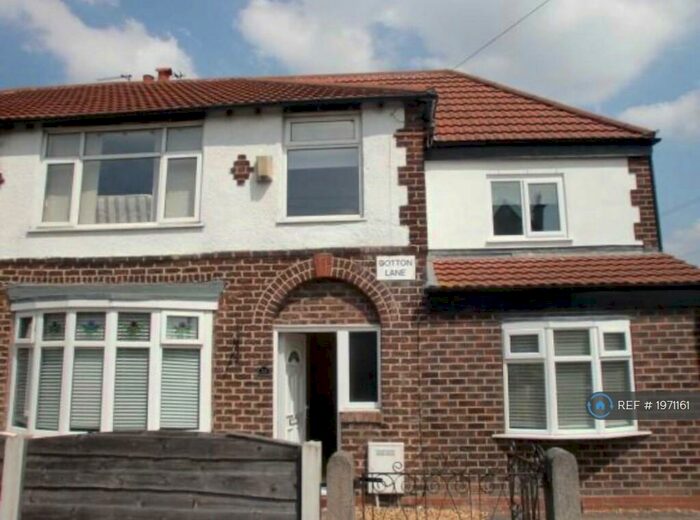 8 Bedroom Semi-Detached House To Rent In Cotton Lane, Manchester, M20