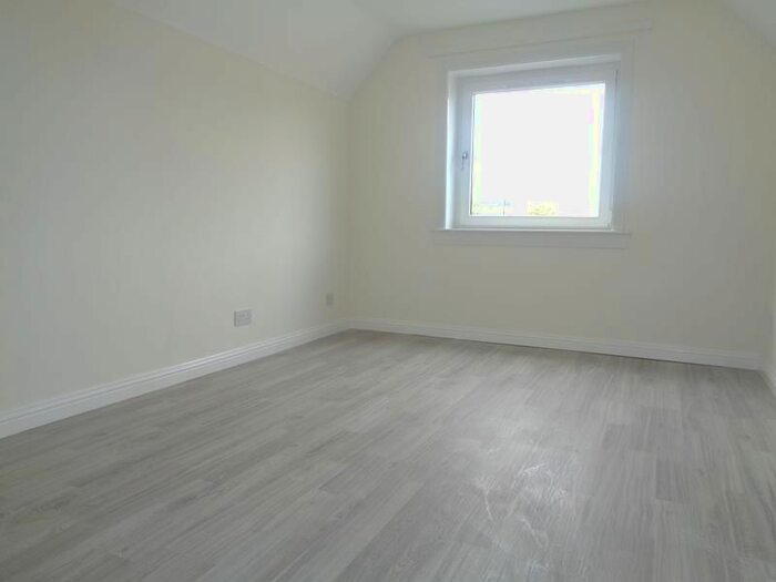 4 Bedroom Semi-Detached House To Rent In Letham Farm Cottages, Leven, Fife, KY8