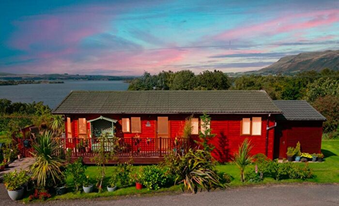 3 Bedroom Lodge For Sale In Loch Leven, Kinross, KY13