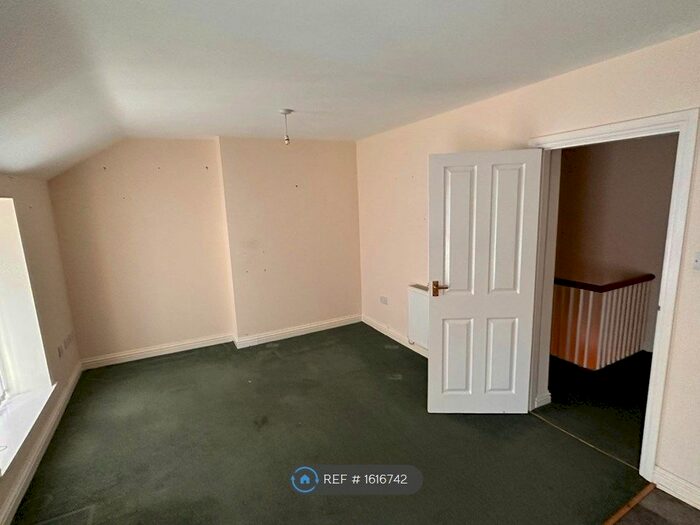 2 Bedroom Flat To Rent In Westgate Road, Bishop Auckland, DL14