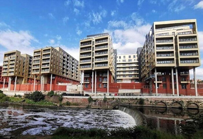 2 Bedroom Apartment To Rent In Adelphi Wharf, Adelphi Street, Salford, M3