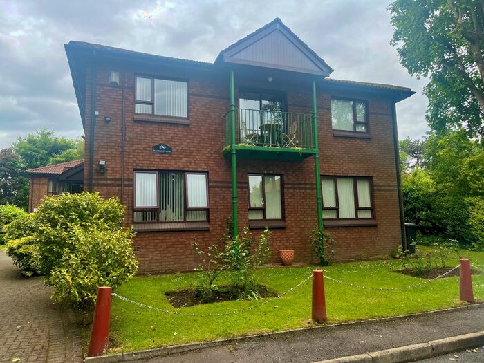 2 Bedroom Flat To Rent In Pembridge Mews, Belfast, BT5