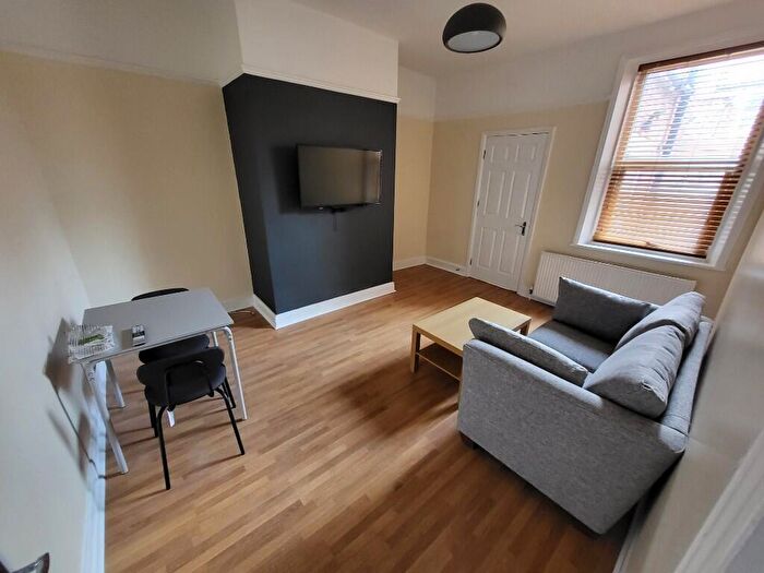 1 Bedroom Flat To Rent In Grosvenor Gardens, Newcastle Upon Tyne, NE2