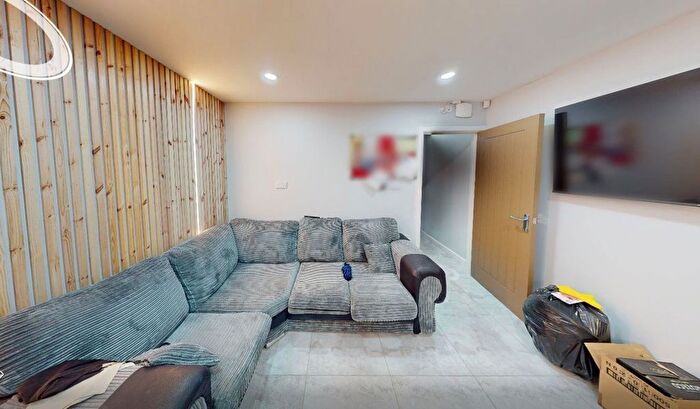 6 Bedroom Property To Rent In Harrow Road, B29