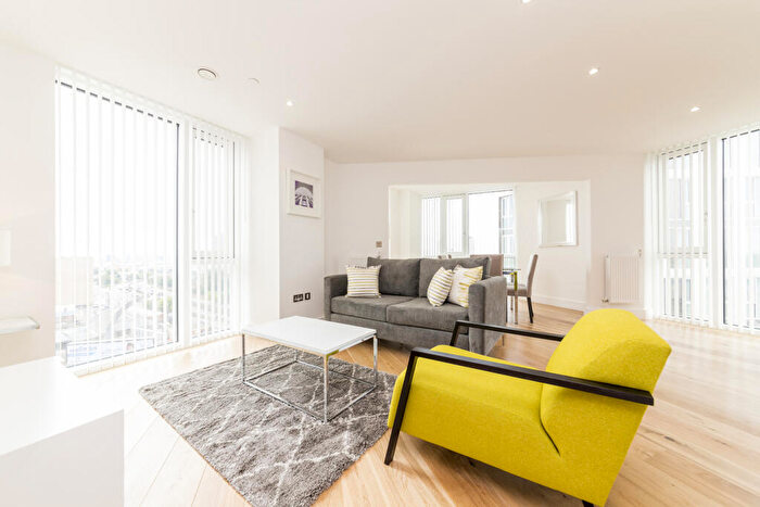 3 Bedroom Apartment To Rent In Sky View Tower, High Street, Stratford, E15