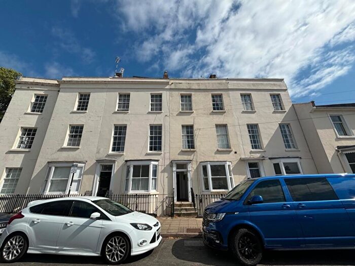 1 Bedroom Apartment To Rent In Portland Place East, Leamington Spa, CV32