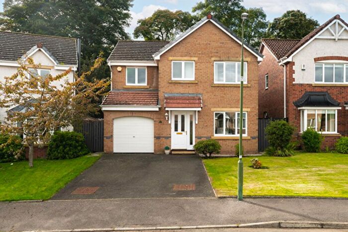 4 Bedroom Detached House For Sale In Tarrareoch Court, Armadale, EH48