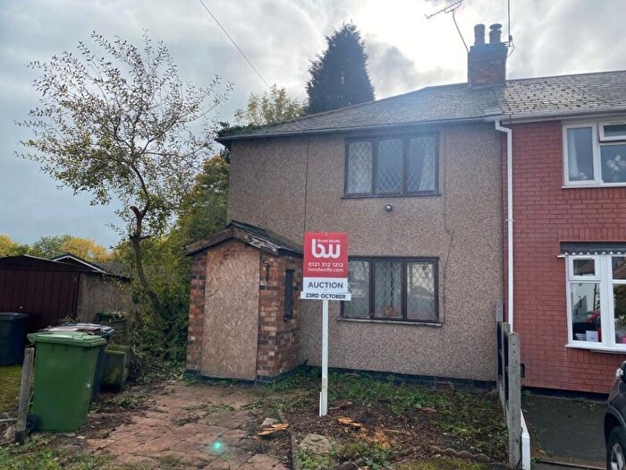 2 Bedroom End Of Terrace House For Sale In North Avenue, Bedworth, Warwickshire, CV12