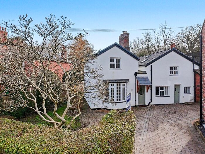 4 Bedroom Cottage To Rent In Chapel Road, Alderley Edge, SK9