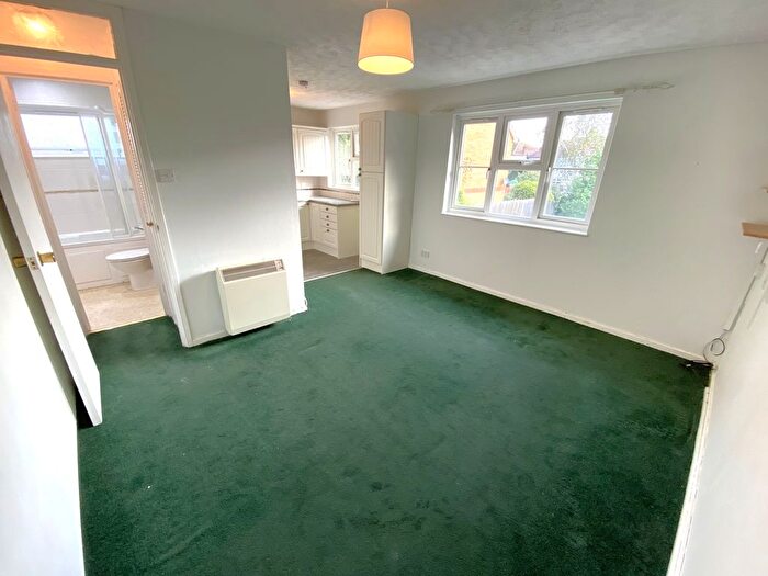 1 Bedroom Flat To Rent In Rider Close, Sidcup, DA15