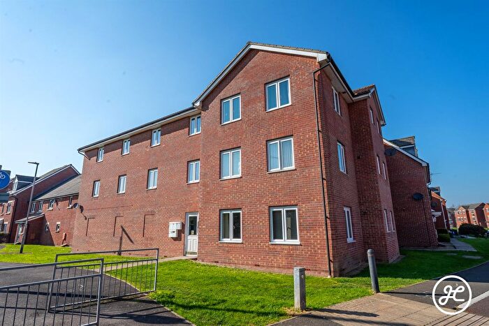 2 Bedroom Flat For Sale In Cavalier Close, Bridgwater, TA6