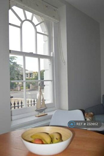 1 Bedroom Flat To Rent In Dorchester Road, Weymouth, DT4