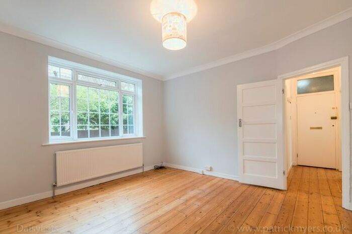 2 Bedroom Flat To Rent In Perry Vale, Forest Hill, London, SE23
