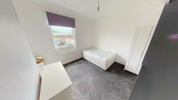 3 Bedroom Terraced House To Rent In Harold Terrace, Hyde Park, Leeds, LS6