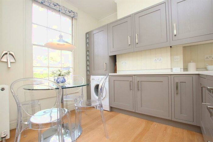 1 Bedroom Flat To Rent In Belvedere, Bath, BA1
