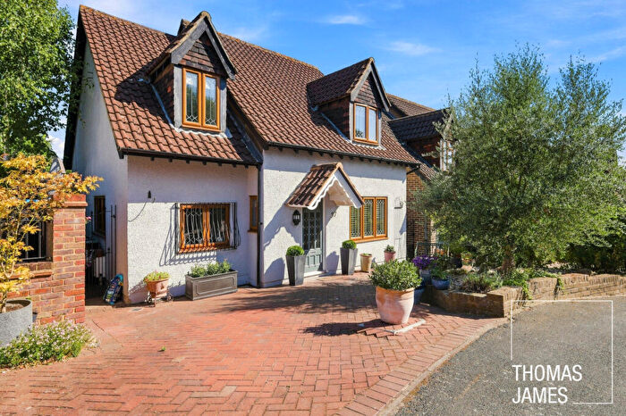 4 Bedroom Detached House For Sale In Postern Green, Enfield, EN2
