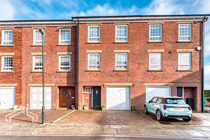 3 Bedroom Mews For Sale In The Leylands, Lytham St. Annes, Lancashire, FY8
