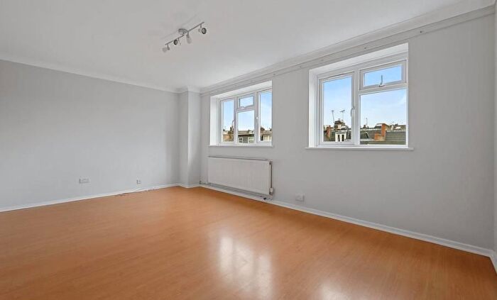 2 Bedroom Flat To Rent In Broadley Terrace, Marylebone, London, NW1